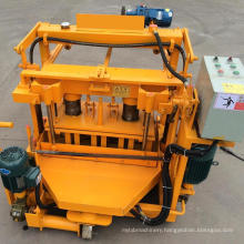 Small mobile hollow blocks  machine QT4-30A in Africa